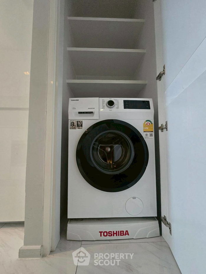 picture Studio Condo at Hyde Sukhumvit 11 near BTS Nana (ID 2452702) - 7/12