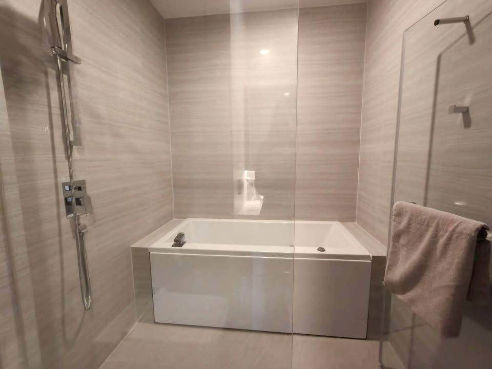 picture 🏙️ For Rent | Park Origin Thonglor 🚇 BTS Thong Lo 💵 45,000 THB/month 📋 Code: RS3741 - 13/14