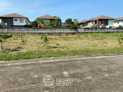 ที่ดินสำหรับปล่อยขาย 1,372 ตารางเมตร แถว ใน ศาลาธรรมสพน์ (ID 1448819)