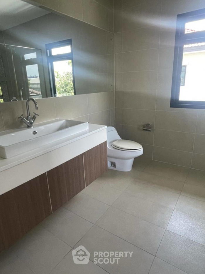 picture 4-BR House near MRT Bang Rak Noi Tha It (ID 1497366) - 11/26