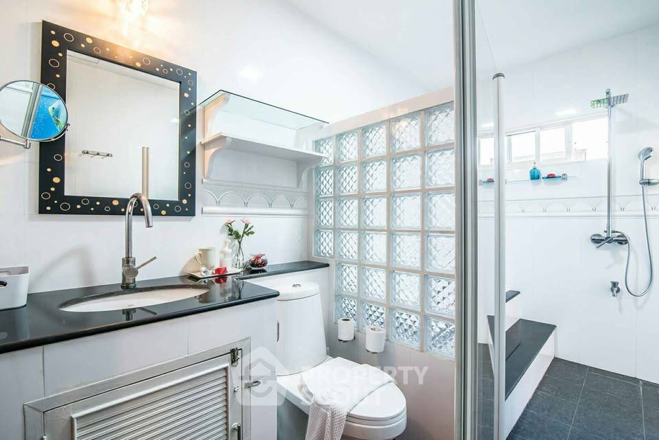 รูป วิลล่า 3-ห้องนอน ใกล้ ตลาดโต้รุ่งหัวหิน (ID 2065486) - รูปที่ 9/12