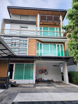 RH120025 For rent, 3-storey detached house, 5 bedrooms at The Gallery House Pattern, Soi Lat Phrao 1