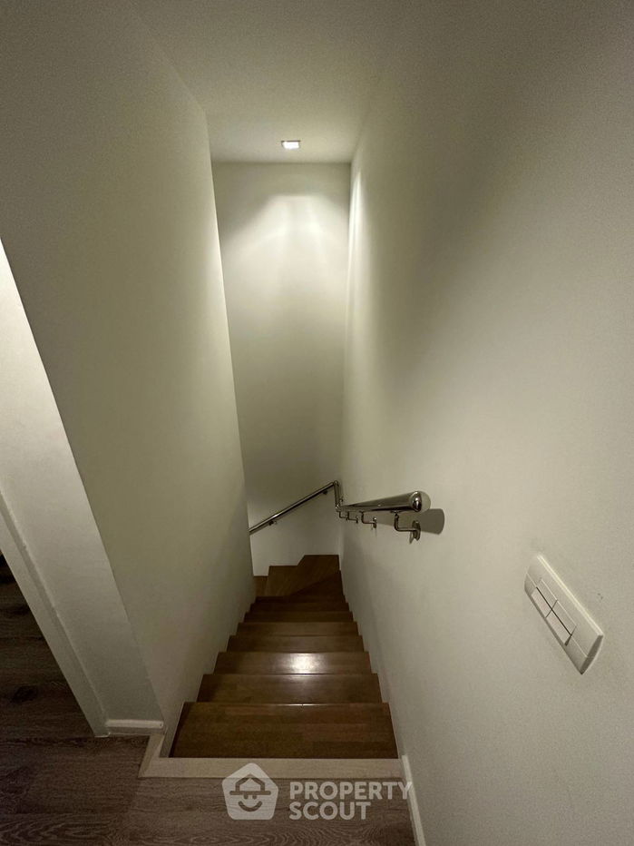 picture 2-BR Condo at Knightsbridge Bearing near BTS Bearing (ID 2083339) - 10/16