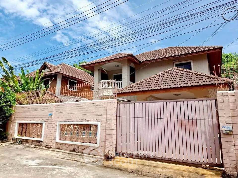 รูป บ้าน 3-ห้องนอน ใกล้ พัทยาตะวันออก (ID 2162976) - รูปที่ 1/14