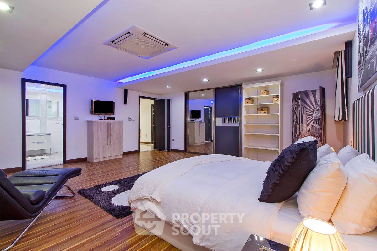 picture 4-BR Villa close to Phratamnak (ID 1330794) - 26/46