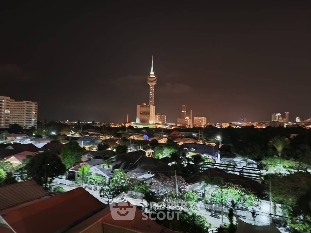 picture Studio Condo at View Talay 5 Condominium Jomtien close to Jomtien Beach (ID 1213230) - 2/5