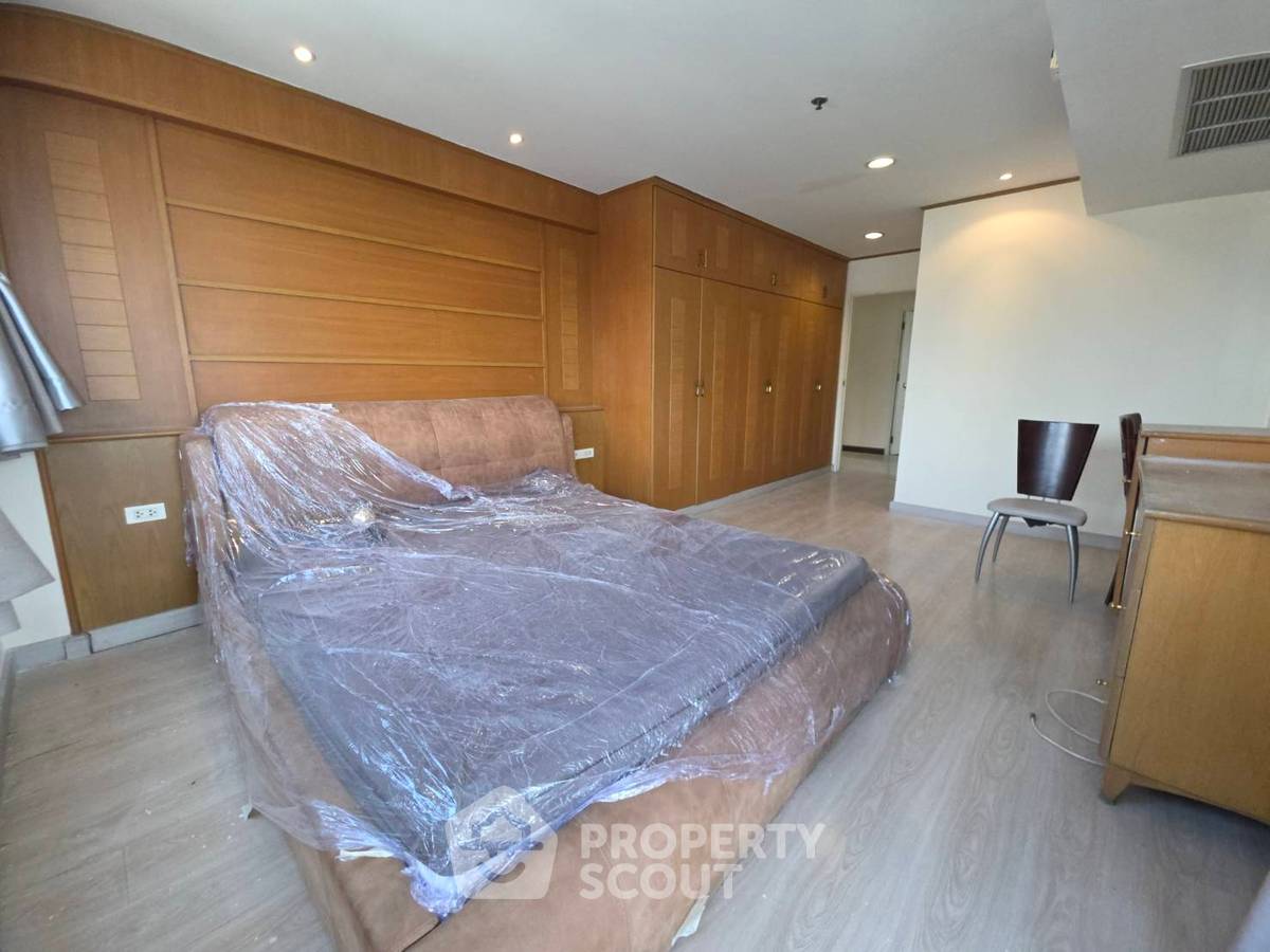 picture 3-BR Condo at The Waterford Diamond Tower Sukhumvit near BTS Phrom Phong (ID 2317984) - 11/21