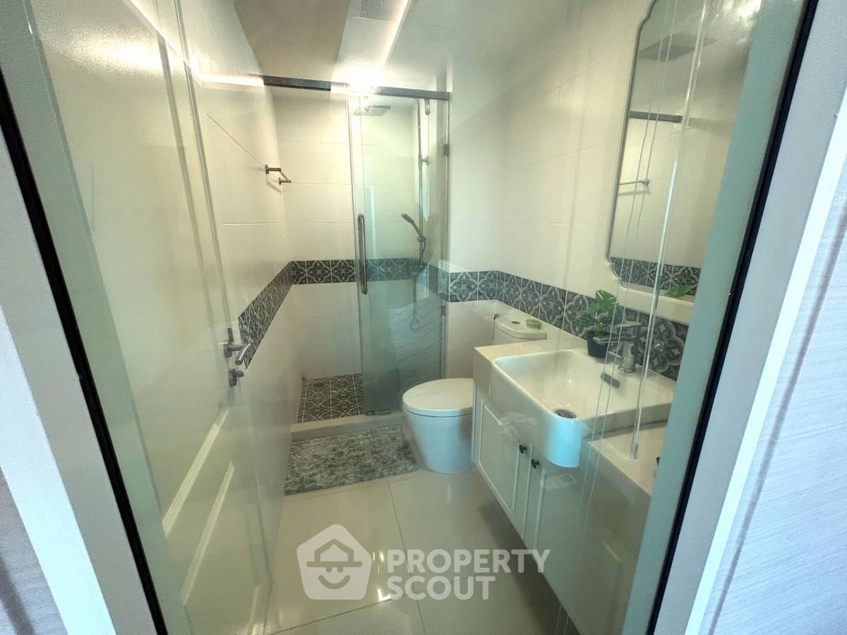 รูป คอนโด 2-ห้องนอน ที่ ดิ โอเรียนท์ รีสอร์ท แอนด์ สปา ใกล้ เมืองพัทยา (ID 2451972) - รูปที่ 15/25