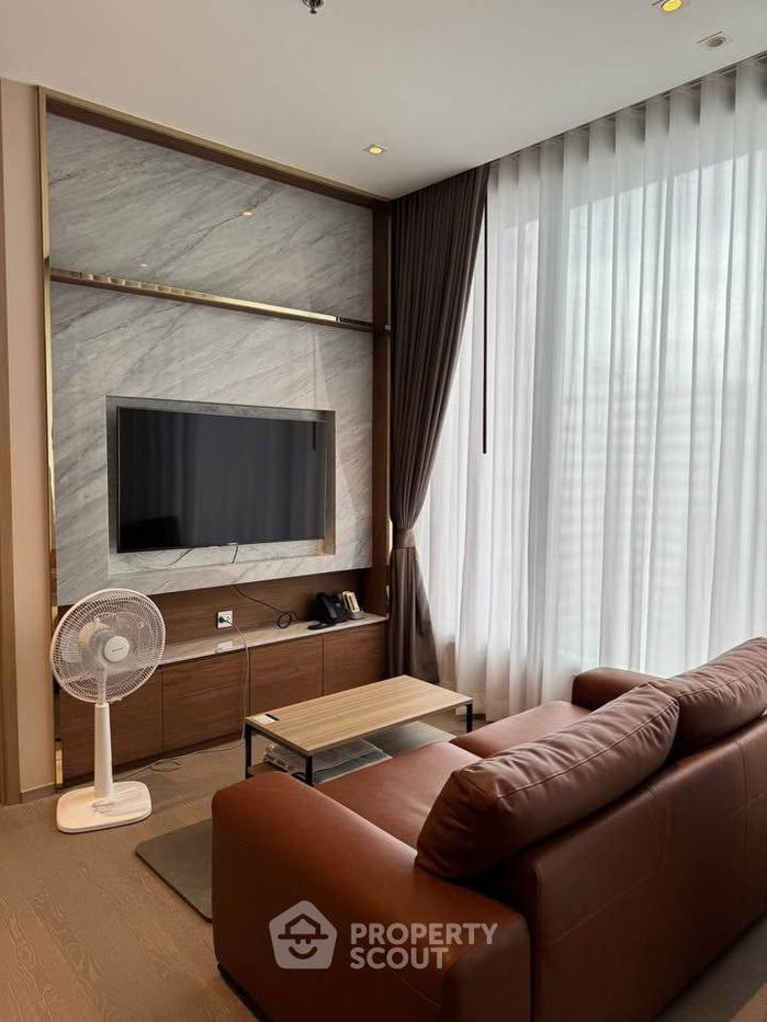 picture 2-BR Condo at The Esse Asoke near MRT Sukhumvit (ID 2456572) - 2/10