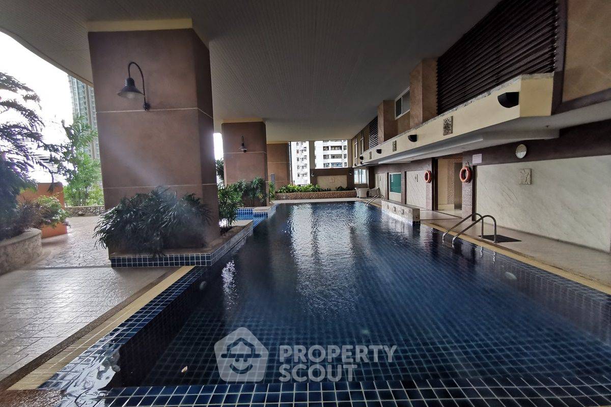 รูป คอนโด 5-ห้องนอน ที่ สุขุมวิท ซิตี้ รีสอร์ท คอนโดมิเนียม ใกล้ BTS นานา (ID 923064) - รูปที่ 19/20