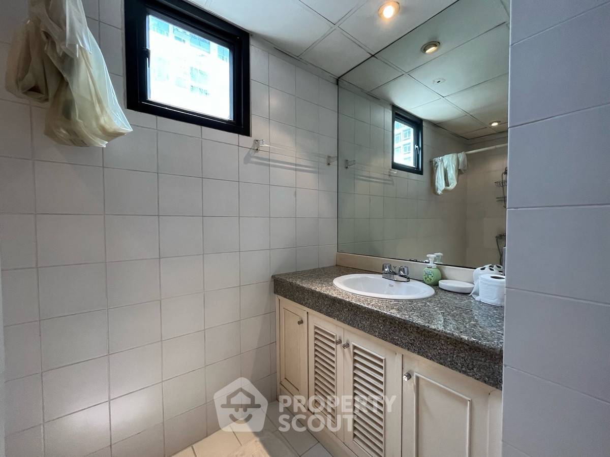 รูป คอนโด 2-ห้องนอน ที่ ไอคอน 2 คอนโดมิเนียม ใกล้ ทองหล่อ (ID 2449348) - รูปที่ 15/33