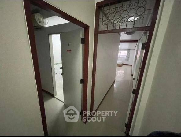 รูป ทาวน์เฮาท์ 5-ห้องนอน ใกล้ MRT ศูนย์วัฒนธรรมแห่งประเทศไทย (ID 1863232) - รูปที่ 8/15