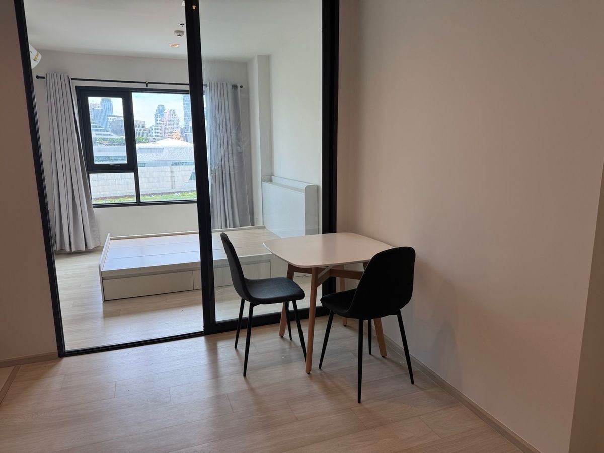 picture For rent 📍 Life One Wireless 📍 Fully furnished and equipped with appliances, Embassy view, near BTS Ploenchit - 3/6