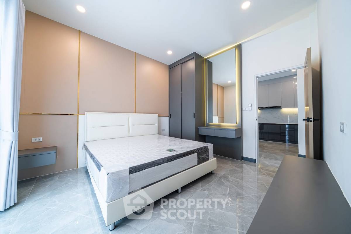 รูป บ้าน 5-ห้องนอน ใกล้ เมืองพัทยา (ID 2169641) - รูปที่ 25/27