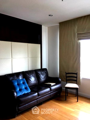 Condos for rent Market Place Nanglinchee : 3-BR Condo at The Royal Saladaeng Condominium near MRT Si Lom (ID 387358)