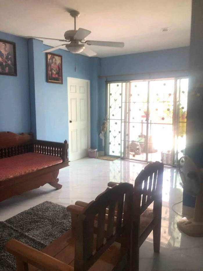 รูป ให้เช่าบ้านเดี่ยวสองชั้น  3 ห้องนอน 2 ห้องน้ำ 2  ห้องครัว  1  ที่จอดรถ - รูปที่ 2/10