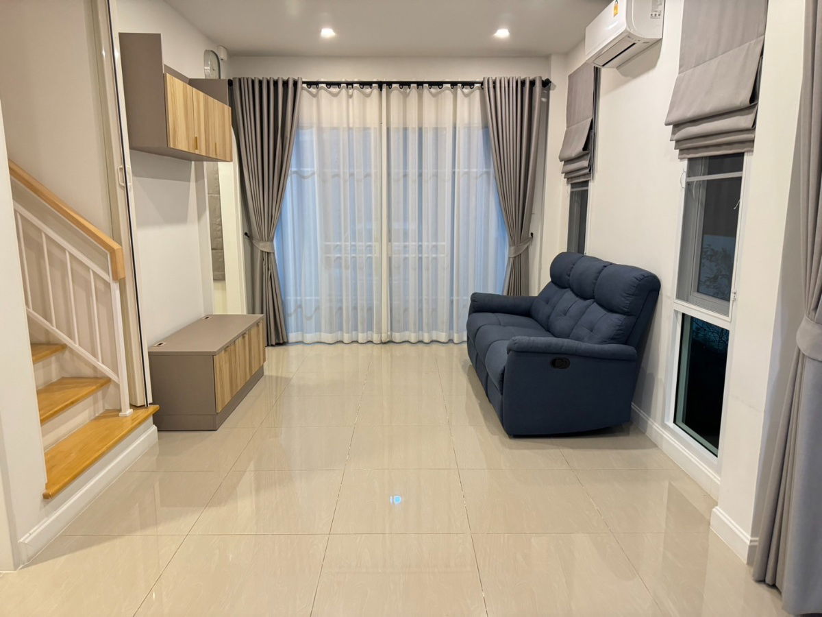 picture Two-storey detached house for sale  4 bedrooms 3 bathrooms and 3 parkings. - 4/26