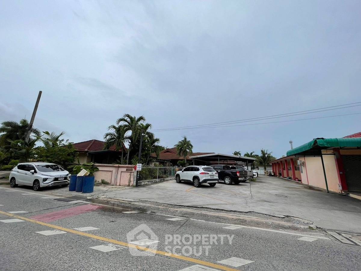 รูป ที่ดินสำหรับปล่อยขาย 1,600 ตารางเมตร แถว ใกล้ เมืองพัทยา (ID 1704736) - รูปที่ 2/29