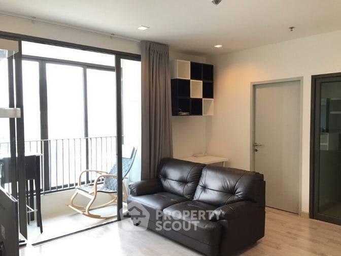 picture 2-BR Condo at Ideo Mobi Rama 9 near MRT Phra Ram 9 (ID 390667) - 1/7