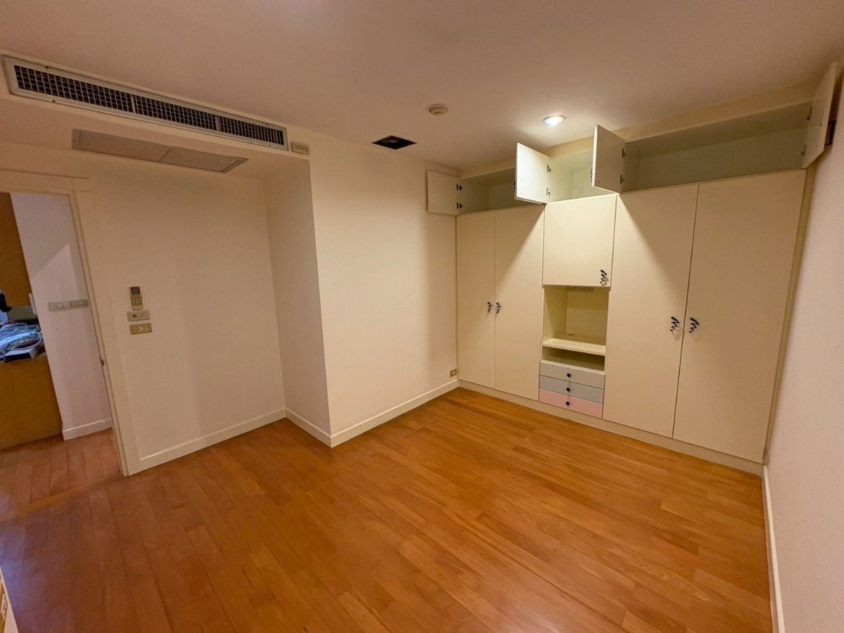 picture 🍀 For Rent Baan Sukhumvit 36 🍀 Add Line ID: @zcondo (with@) 🔥 Z4982 - 4/9