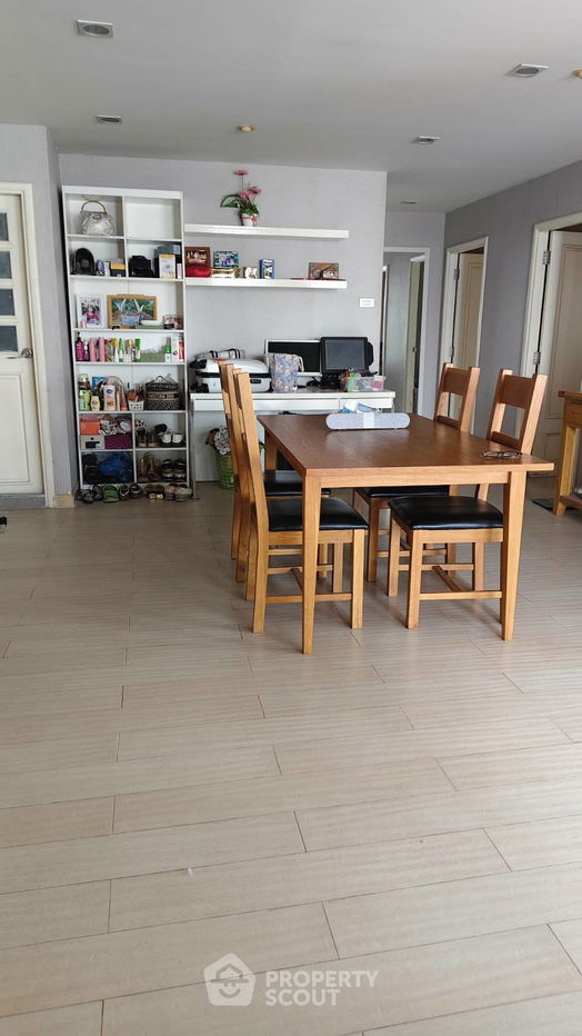 picture 3-BR Condo at Srivara Mansion Condominium 1 near MRT Thailand Cultural Centre (ID 2453315) - 5/9