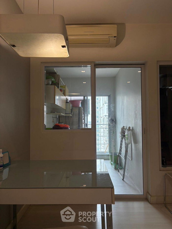 picture 1-BR Condo at The Room Ratchada-Ladprao near MRT Ratchadaphisek (ID 2189378) - 2/5