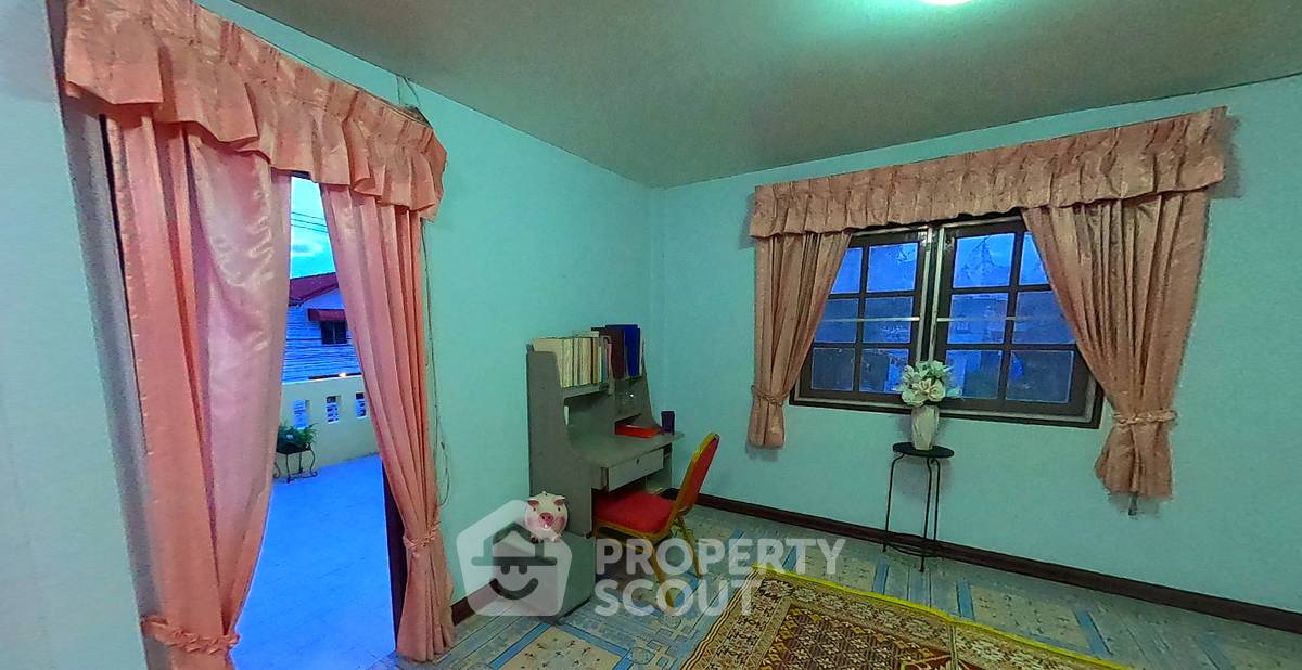 รูป บ้าน 5-ห้องนอน ใน ดอนเมือง (ID 1836221) - รูปที่ 6/7