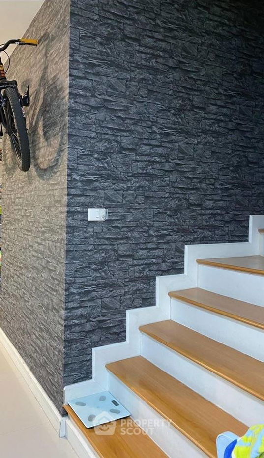 รูป ทาวน์เฮาท์ 3-ห้องนอน ใกล้ ARL หัวหมาก (ID 1857053) - รูปที่ 8/9