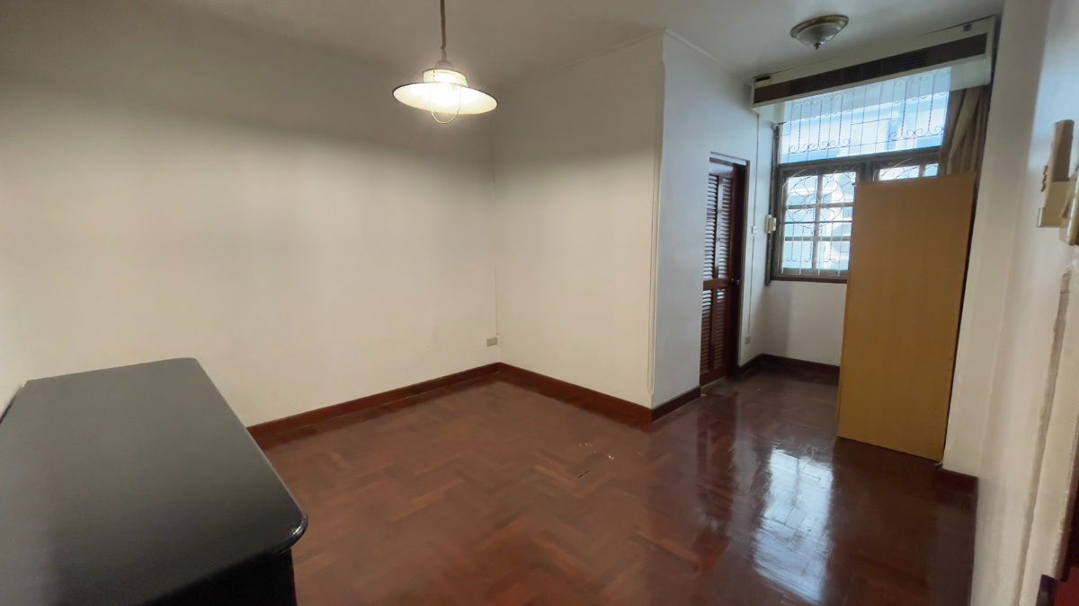 picture 4-storey townhouse, Ekkamai Villa project, Soi Sukhumvit 63, near BTS Ekkamai, only 2 kilometers. - 20/36