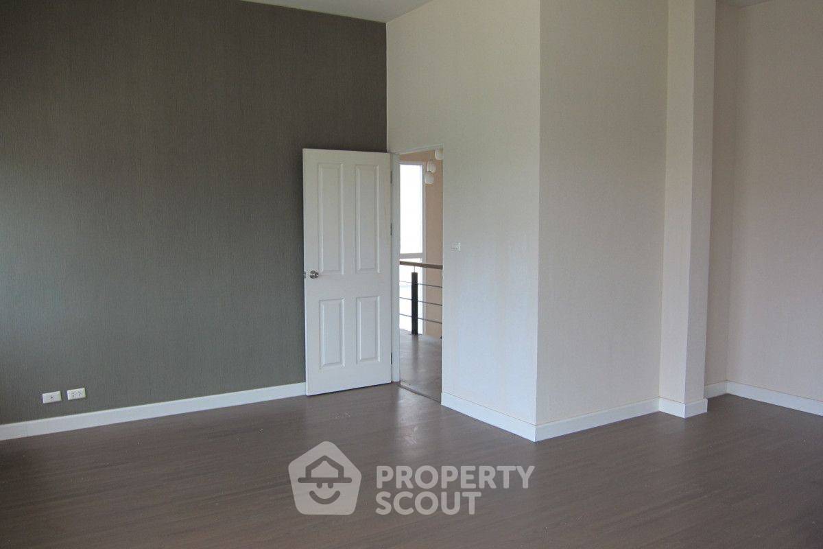 รูป บ้าน 4-ห้องนอน ใน สามวาตะวันตก (ID 2027907) - รูปที่ 6/11