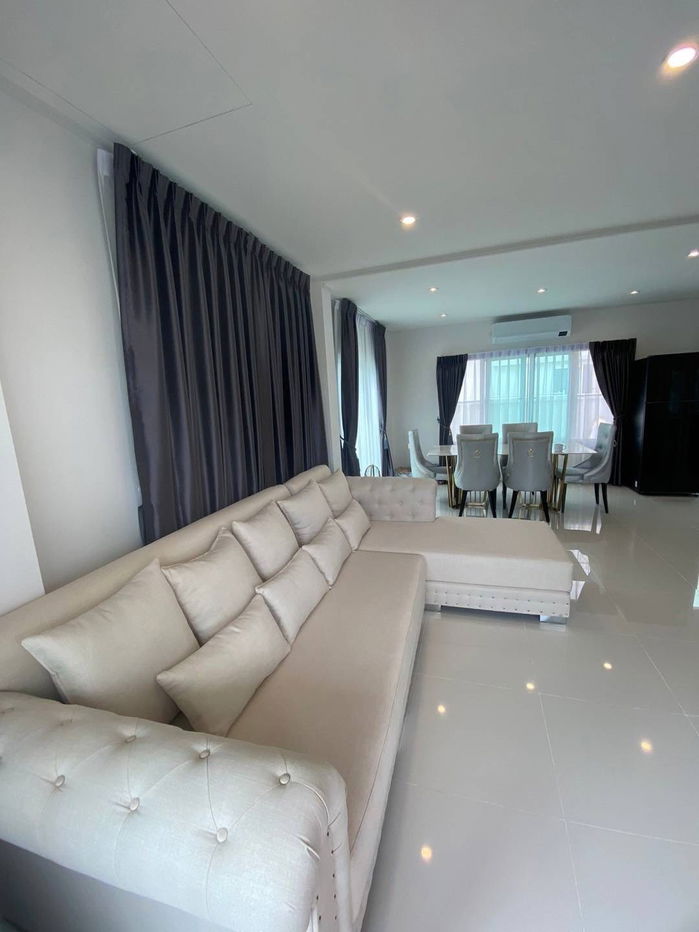 picture 🏡 Affordable Single Detached House – Second-hand but Like New, Ready to Move In - 3/18