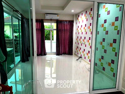 บ้านเดี่ยว ถนนราชพฤกษ์ : บ้าน 3-ห้องนอน ใน ไทรม้า (ID 1894138)