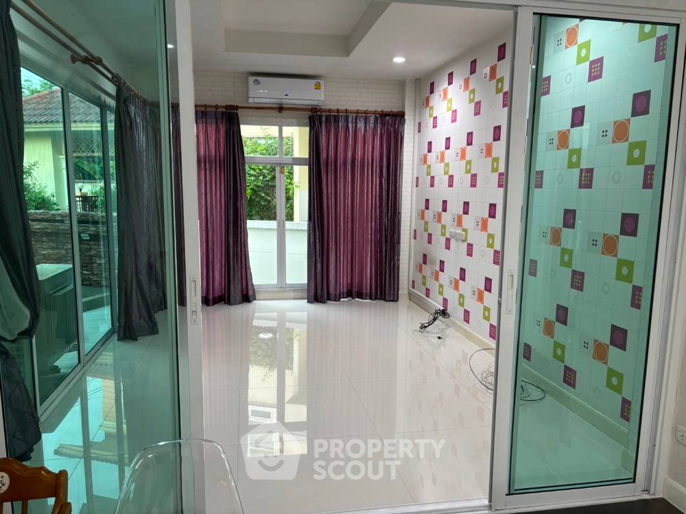 รูป บ้าน 3-ห้องนอน ใน ไทรม้า (ID 1894138) - รูปที่ 1/22