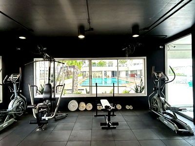 ขายคอนโด : คอนโด ป.ธนา ทาวเวอร์ ขายอาคารพาณิชย์ ชั้น 1 ทำเลดี ใกล้ MRT โชคชัย 4