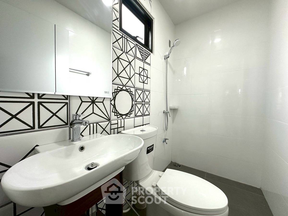 รูป บ้าน 3-ห้องนอน ใกล้ แหลมฉบัง (ID 2121293) - รูปที่ 10/15