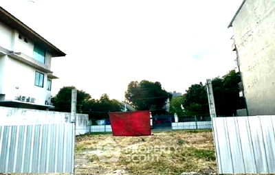 Land for sale Sukhumvit Road : 400 m² Land for Sale in Bang Chak (ID 1908214)