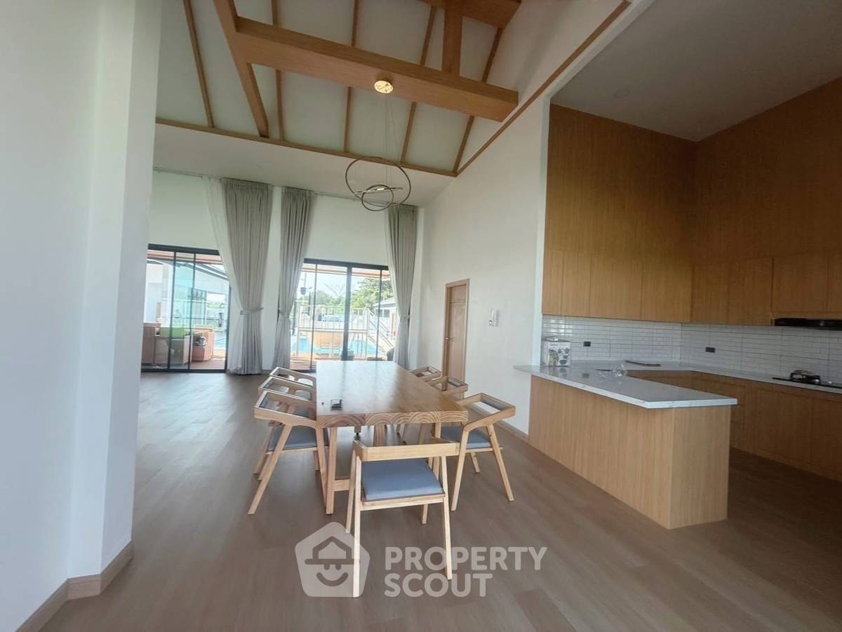 รูป วิลล่า 5-ห้องนอน ใกล้ ห้วยใหญ่ (ID 1996765) - รูปที่ 29/33