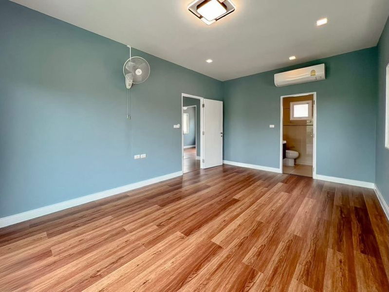 picture  Sales House in Saransiri Tiwanon-Chaengwattana 2, near Srisaman School and Central Chaengwattana. Ready to move in - 8/10