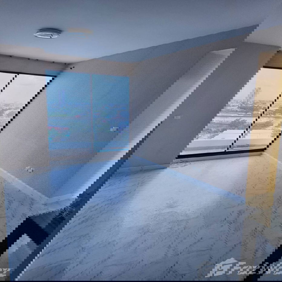 picture 2 Bedrooms for Sales at Supalai Casa Riva 5549199 - 9/11