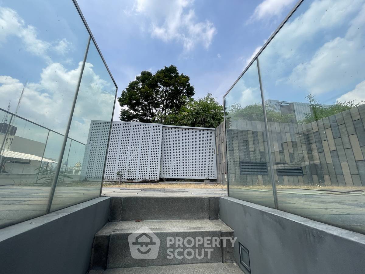 picture 3-BR Condo at Siamese Gioia near MRT Phetchaburi (ID 1917931) - 5/14