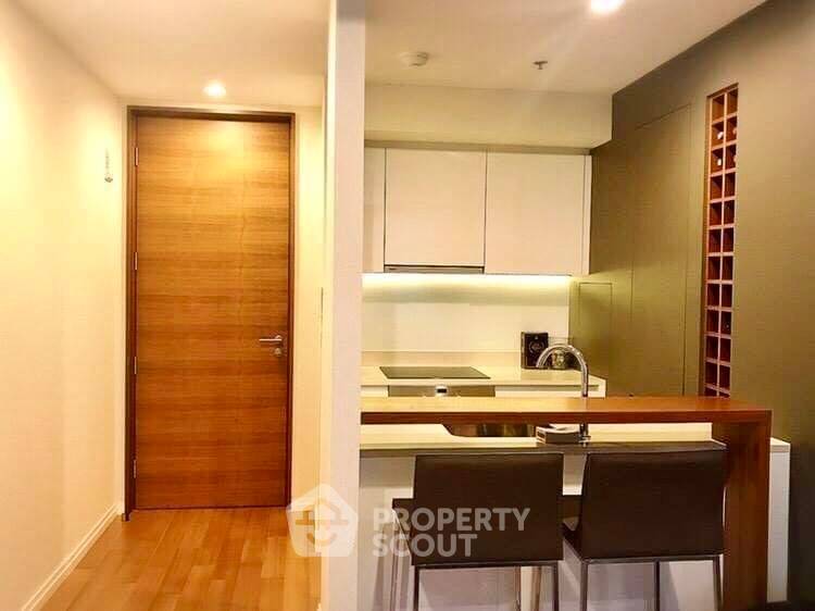 picture 1-BR Condo at The River Condominium near BTS Saphan Taksin (ID 1947321) - 9/11