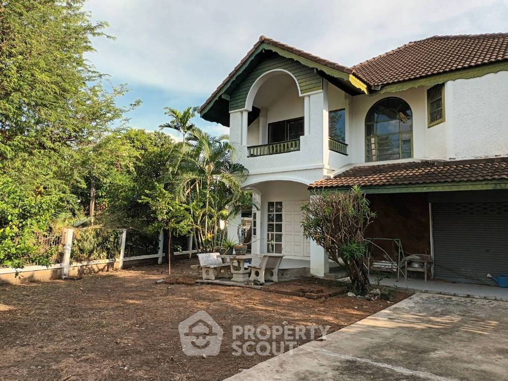 picture 4-BR House at Sammakorn Ramkhamhaeng in Saphan Sung (ID 1446165) - 7/19