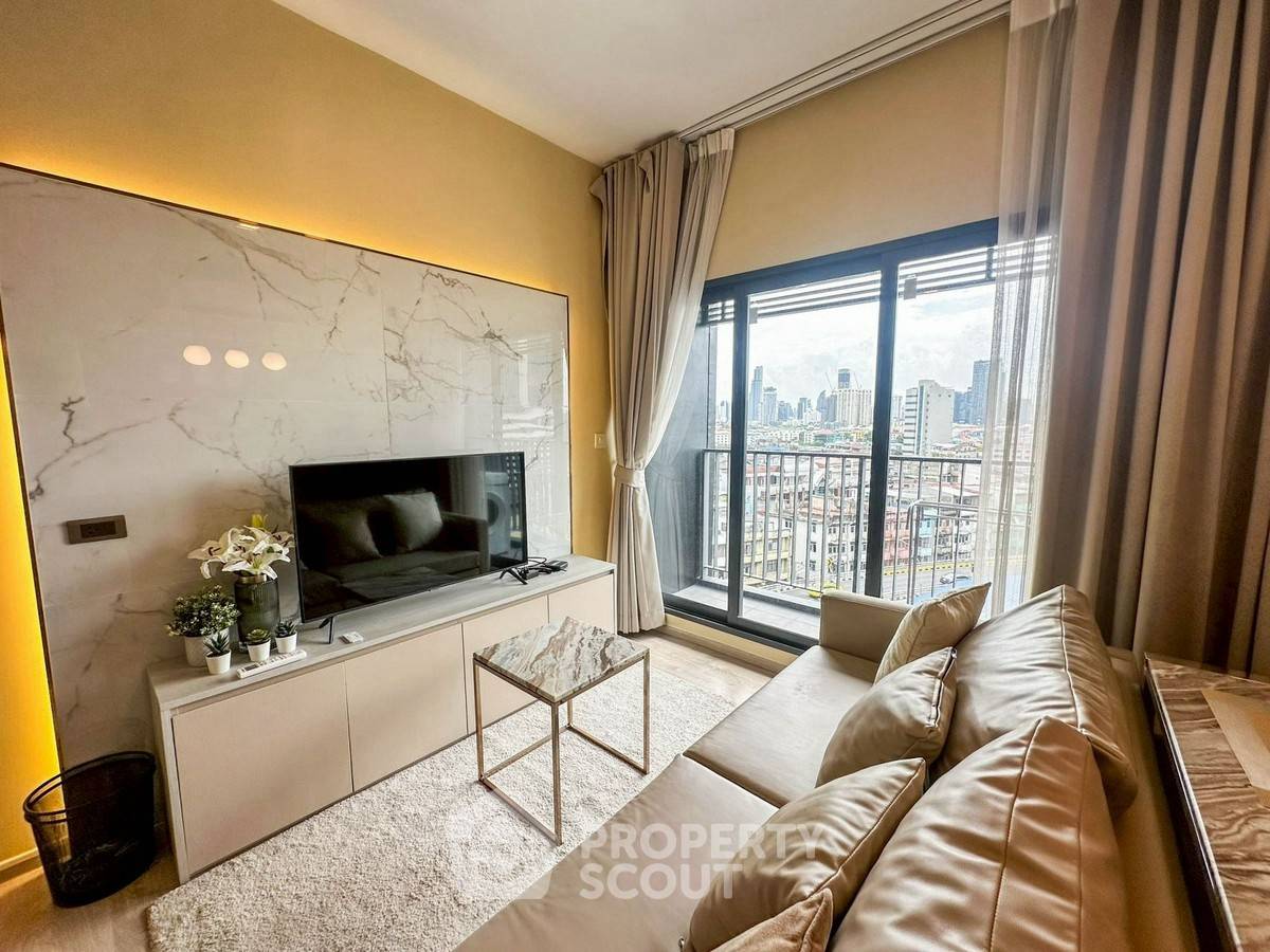 picture 2-BR Condo at The Tree Pattanakarn-Ekkamai near ARL Ramkhamhaeng (ID 2458172) - 3/15