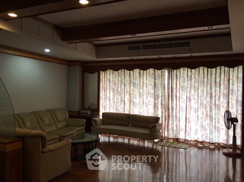 picture 3-BR Condo at Panya Resort Condominium in Mueang (ID 1211177) - 1/22