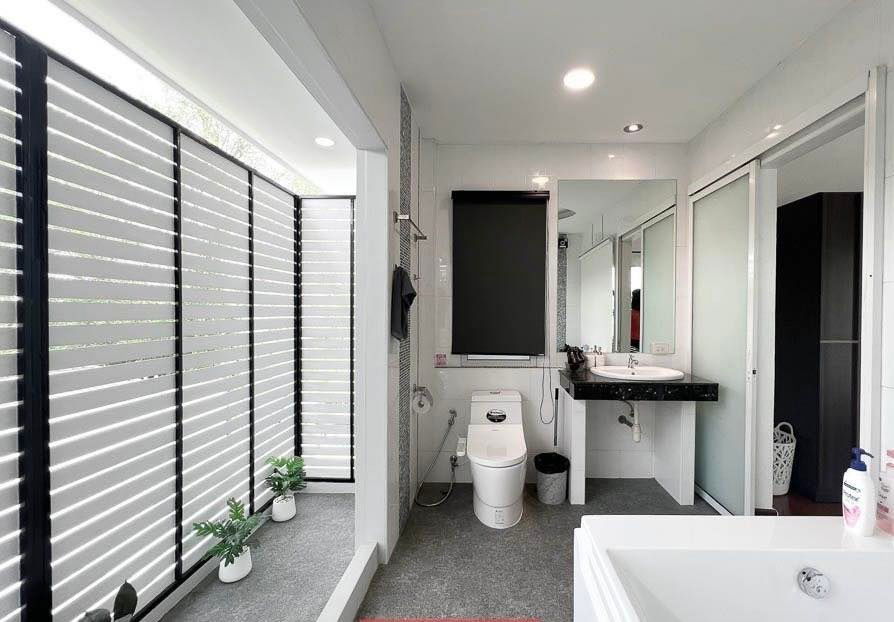 รูป บ้านพร้อมสระว่ายน้ำส่วนตัว  5ห้องนอน  4ห้องน้ำ  1ห้องรับแขก  2  ที่จอดรถ - รูปที่ 19/27