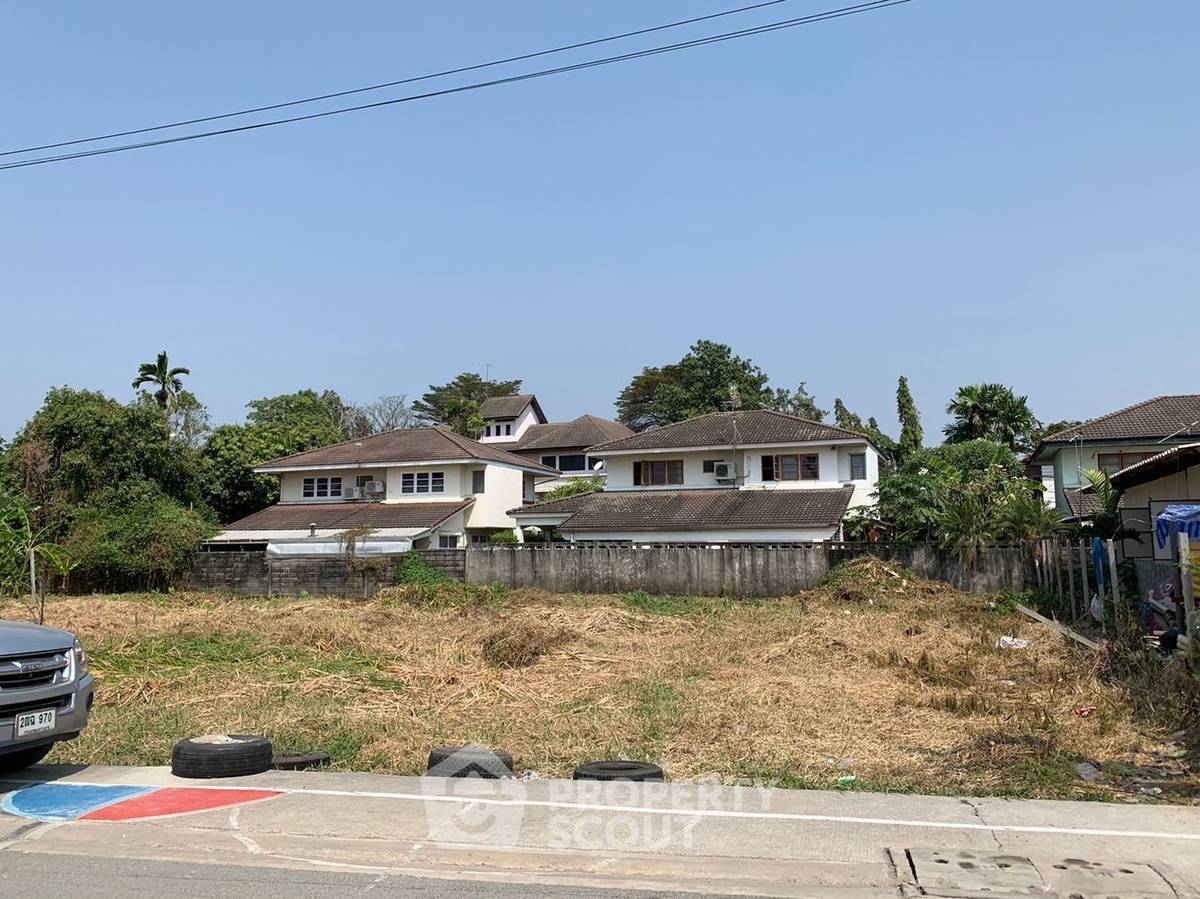 รูป ที่ดินสำหรับปล่อยขาย 914.4 ตารางเมตร แถว ใน ทุ่งสองห้อง (ID 1441431) - รูปที่ 3/4