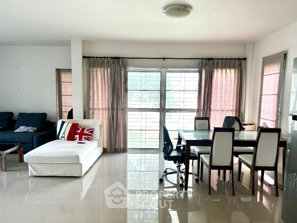 picture 3-BR House in Bang Mueang Mai (ID 1602450) - 3/12