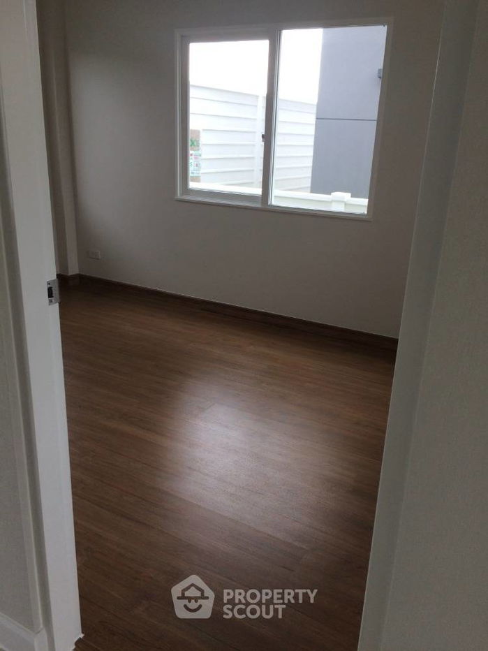 รูป บ้าน 4-ห้องนอน ใน บ้านคลองสวน (ID 1469150) - รูปที่ 12/15