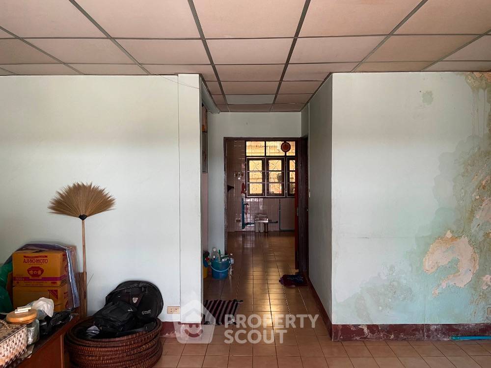 รูป ทาวน์เฮาท์ 4-ห้องนอน ใกล้ BTS รัชโยธิน (ID 2016734) - รูปที่ 5/15