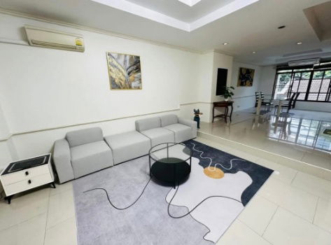 รูป ✨ ให้ เช่าทาวน์เฮ้าส์ 4 ชั้น โครงการ Chicha Castle – 33 ตร.ว. ใกล้ มศว ประสานมิตร ทำเลเยี่ยม - รูปที่ 3/11